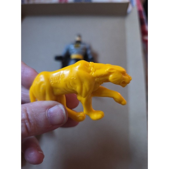 Vintage Batman Animated Series Figures: Joker‎ Car, Batman, Catwoman, Panther - Picture 7 of 7